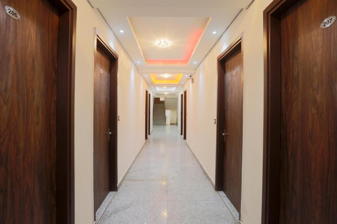 Hotel Red Velvet At Delhi Airport Nueva Delhi Exterior foto